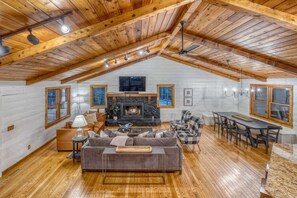 299eaglesnestmtnrd-1264_AuroraHDR-edit