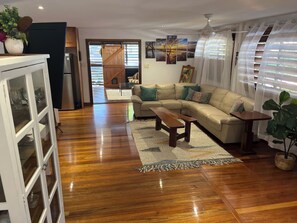 Lounge and living area.
Very comfortable.
