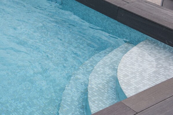 Poolbar