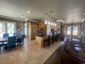 Kitchen, Breakfast Nook (seats 8; plus 4 barstools)