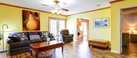 Rehoboth Beach Vacation Rental | 3BR | 2BA | 1,450 Sq Ft | Access Only By Stairs