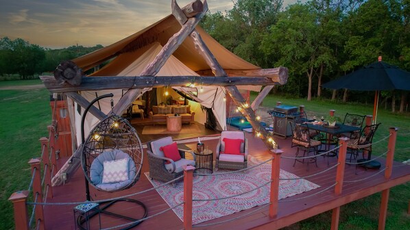 Most romantic adults only glamping.