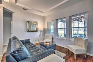 Reading Room | Central A/C & Heat