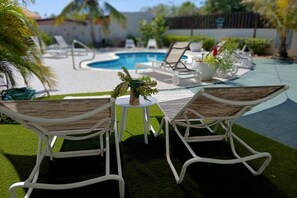 Shaded area to hide from the sun