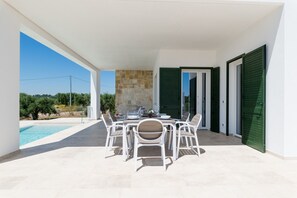 Delightful Puglia Villa | 2 Bedrooms | Charming Villa | Private Pool & Rooftop Terrace | Ostuni