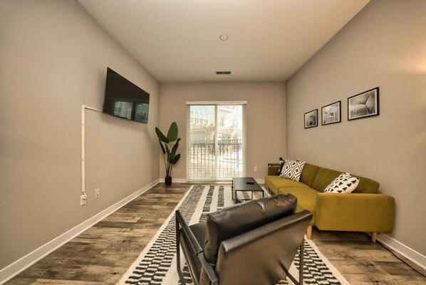 Living Room (1)
