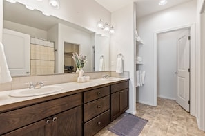 Ensuite Bathroom
