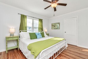 Bright room with comfortable King Bed and Roku TV
