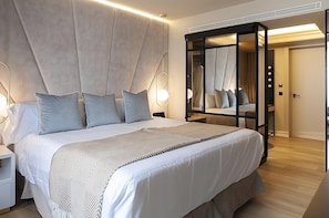 Unit with King bed