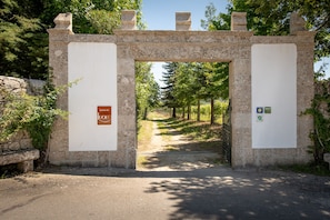 Enceinte de l’hébergement