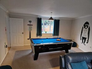 Spielezimmer