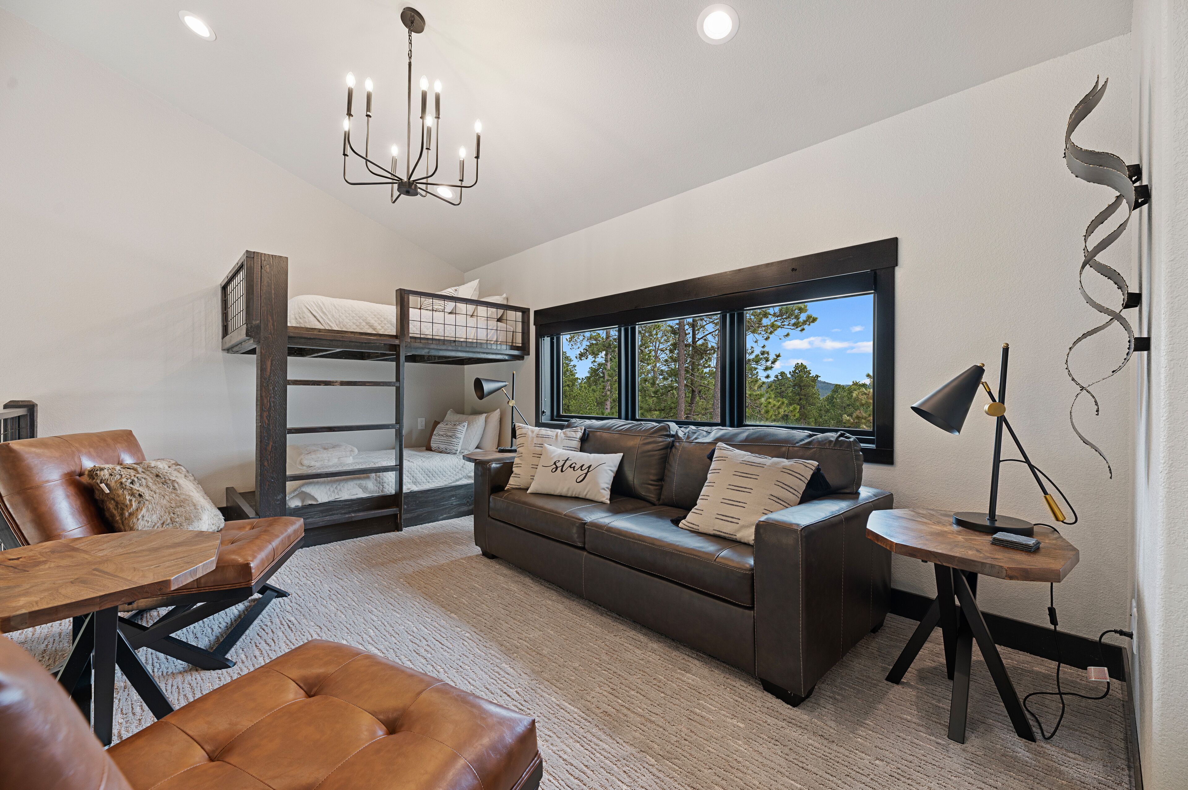 This beautiful cabin has everything you need as a home base