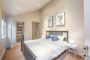 Super King Size Bedroom with walk-in Wardrobe and Clean & Modern Ensuite Bathroom. (1)