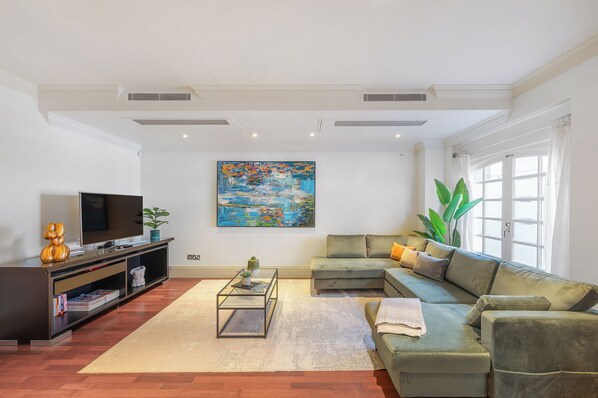 16 Atherstone Mews-8