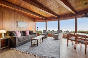 Living Room at Pacific Knoll
