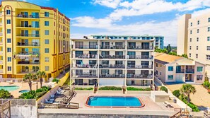 Sea Fern Condo (beach side) 