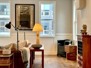 Professionally designed by Outline Interiors and modeled after the vintage, plush look of Soho House, our suites are fully appointed for all types of travelers, business or leisure. 