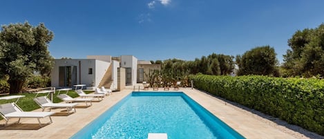 Graceful Puglia Villa | 4 Bedrooms | Villa Torre Guaceto | Sea Views | Short Drive to Beach | Carovigno