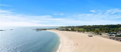 A quick leisurely walk and you're at Ocean Beach Park