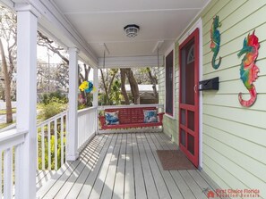 Seahorse Cottage Front Porch