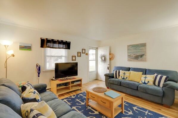 Ocean City Vacation Rental | 2BR | 1BA | 840 Sq Ft | Step-Free Access