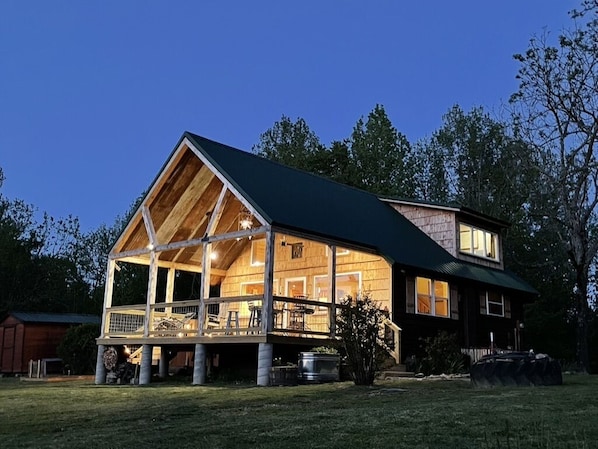 Cabin has 300+ sf covered deck with lighting and ceiling fans.