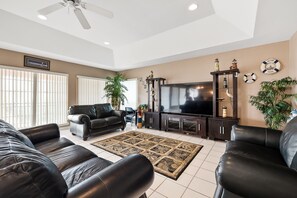 2nd Floor Living Area