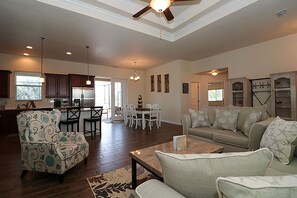 Open and comfortable living room
