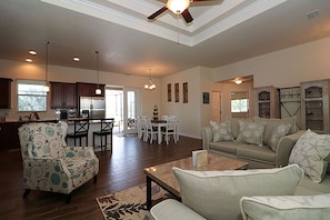 Open and comfortable living room