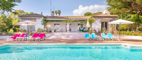 Amazing Andalousian cortijo close to Puerto Banus