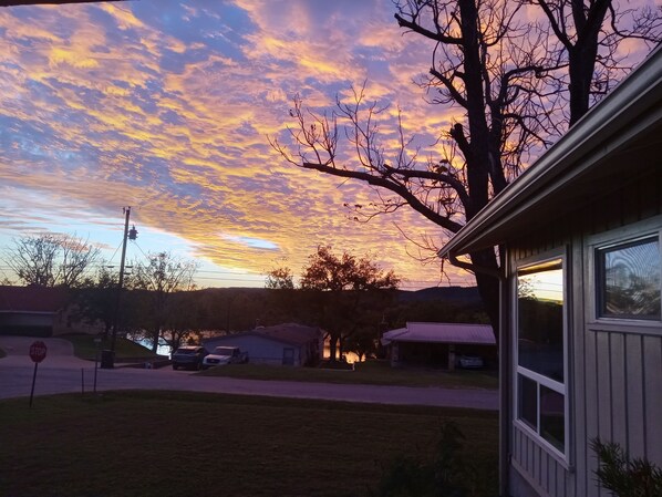 Large, Western facing porch for sunsets over the River and Hill Country.