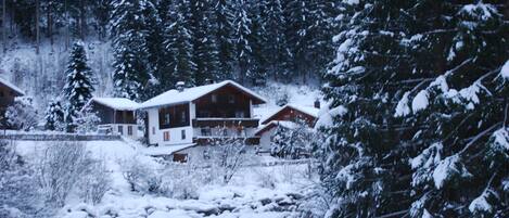 Holiday Home Exterior [winter]