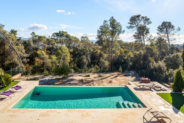 Piscine maison de vacances