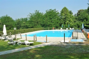 Schwimmbad des Ferienhauses
