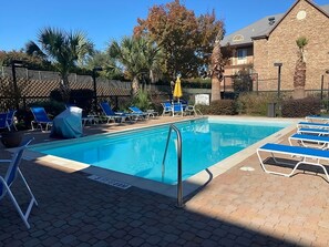 Outdoor swimming pool
NOTE: The swimming pool is closed until further notice.