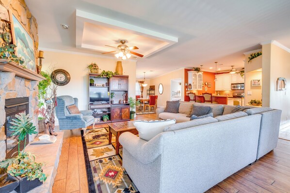 Lecanto Vacation Rental | 3BR | 2BA | Stairs Required | 1,400 Sq Ft