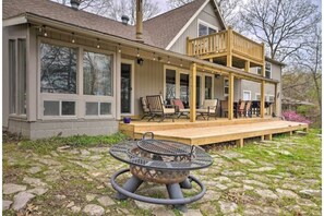 Photo showing view of the deck space in the backyard.  