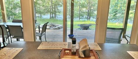 Dining space overlooking Table Rock lake