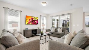 Living Room
65" Smart TV