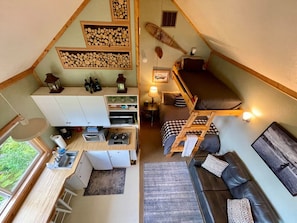 Open floor plan - small but efficient space