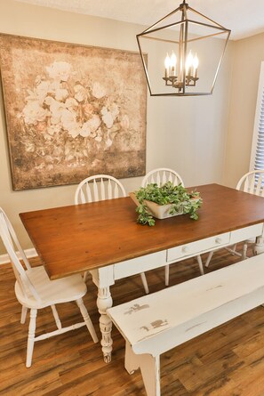 Gorgeous  Farmhouse style table with 4 chairs and a nice  bench