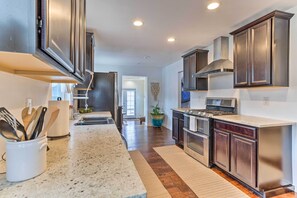 Kitchen | Prime Location | Pet Friendly w/ Fee | Walk to Local Markets & Dining