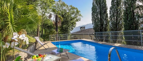 Private Pool