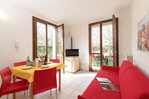 Living and dining room