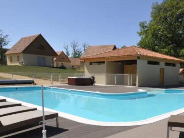 Holiday Home Swimming Pool