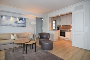 Metropol, Whg. 107, Seeseite