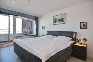 Metropol, Whg. 47, Seeseite