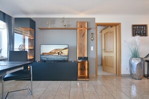 Metropol, Whg. 47, Seeseite