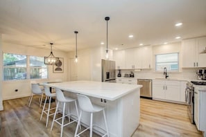 This dream kitchen looks like it waltzed off the set of the hottest HGTV show!