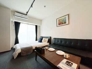 Bedroom w/ TV
